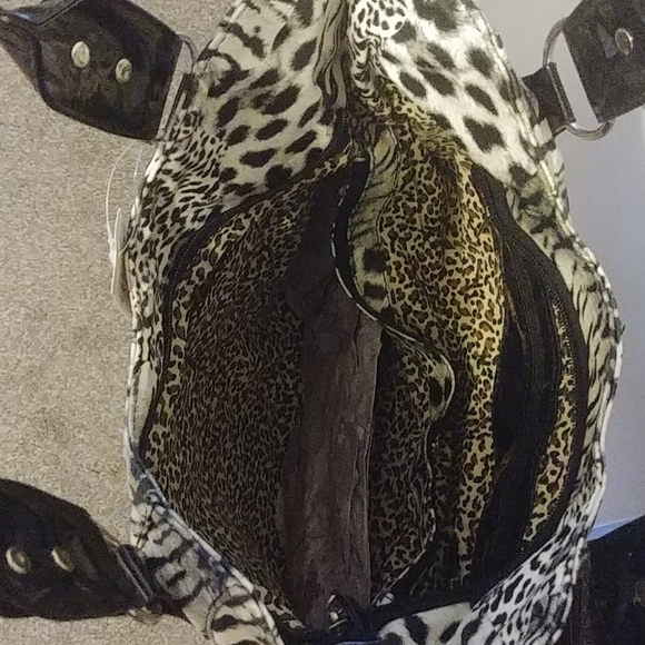 Purse - Picture 2 of 2